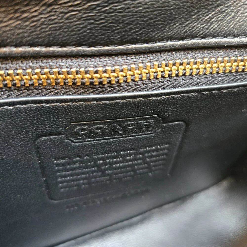 Coach Willis Top Handle 18 - Picture 7 of 16